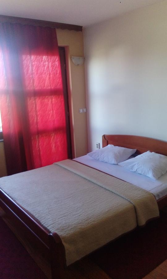 Pansion Kamin Bed & Breakfast Lukavica Eksteriør bilde